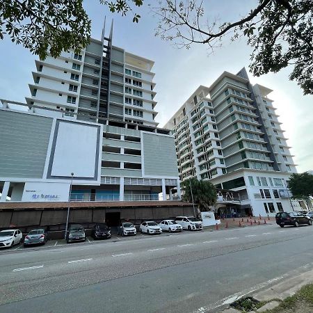 Akademik Suite Mount Austin Johor Bahru Eksteriør billede